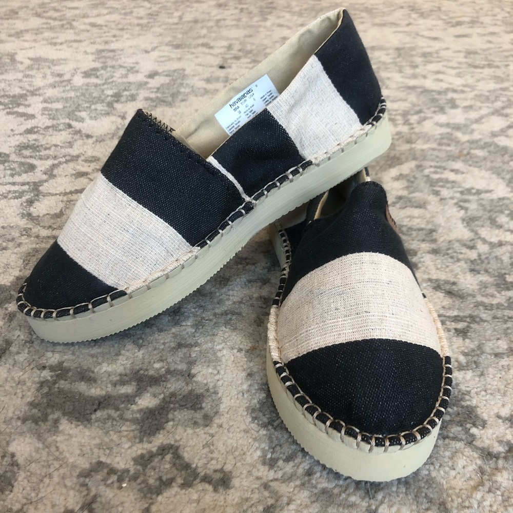 NWT Havaianas Shoes